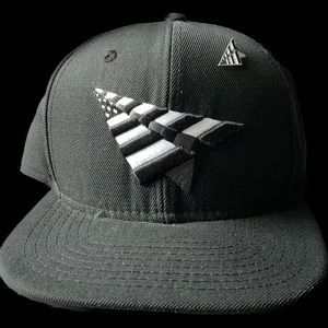 Paper Planes RocNation New Era SnapBack hat/with pin.